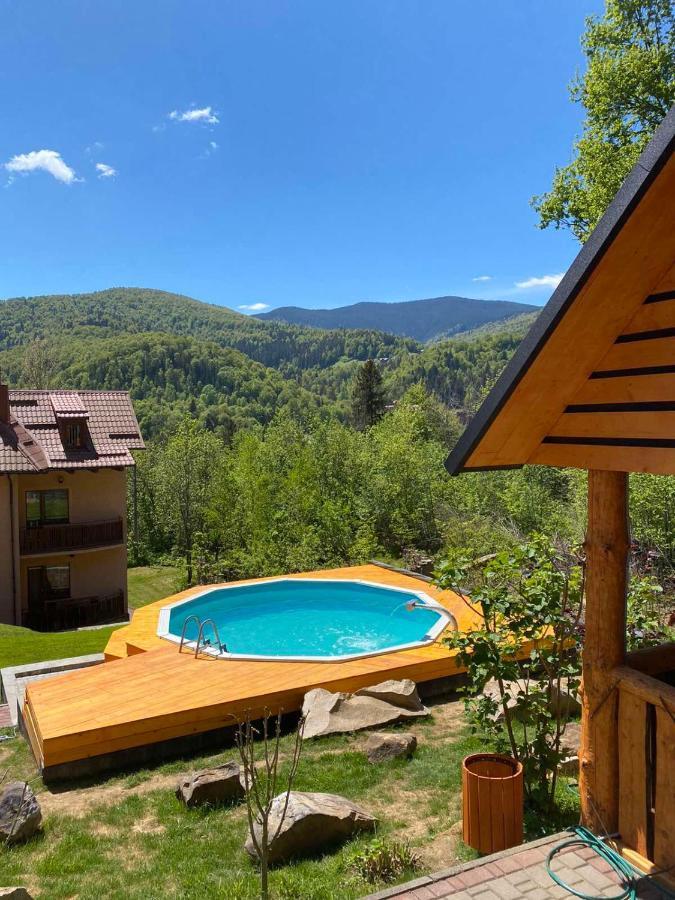 Краса Карпат Hotell Jaremtsje Eksteriør bilde