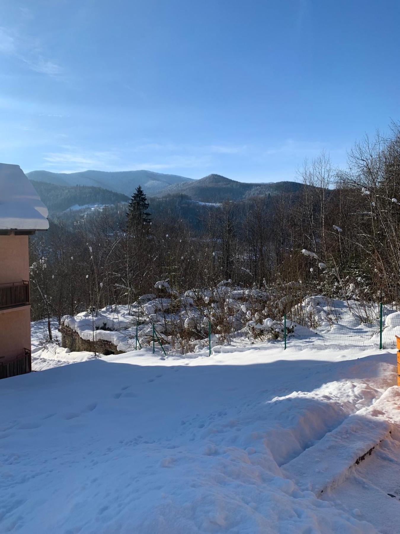 Краса Карпат Hotell Jaremtsje Eksteriør bilde
