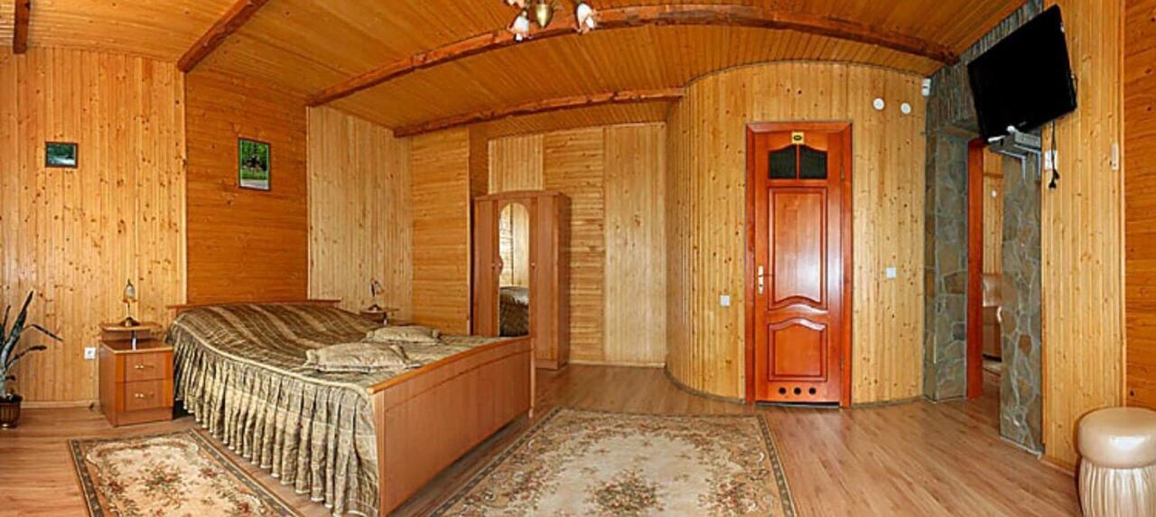 Краса Карпат Hotell Jaremtsje Eksteriør bilde